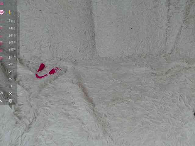 PrettyAngel777 webcam
