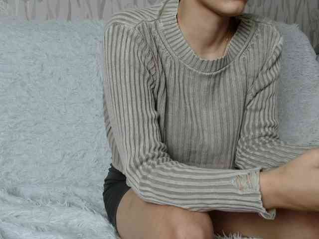 PrettyAngel777 webcam