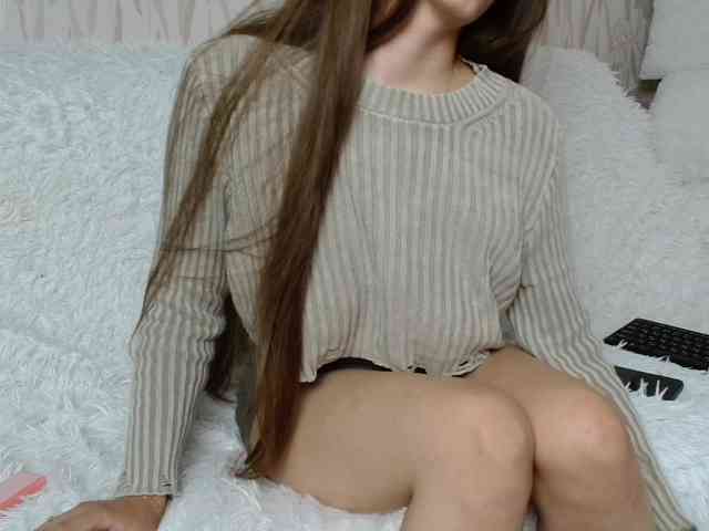 PrettyAngel777 webcam