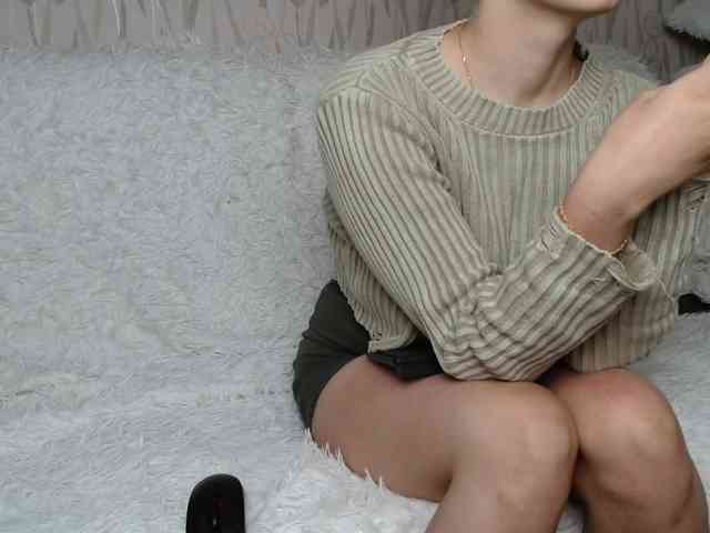 PrettyAngel777 webcam