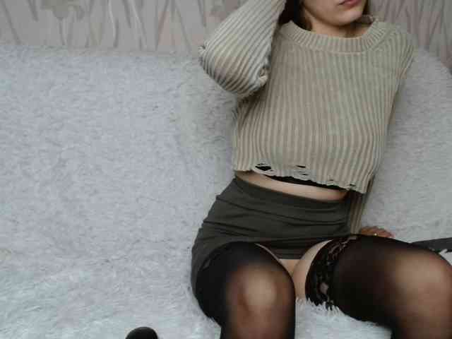 PrettyAngel777 webcam