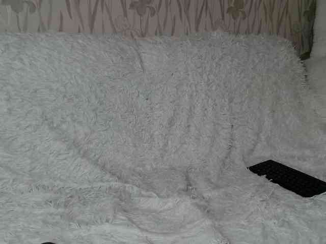 PrettyAngel777 webcam