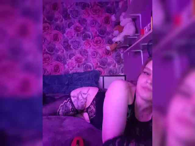Spacegirl18 webcam