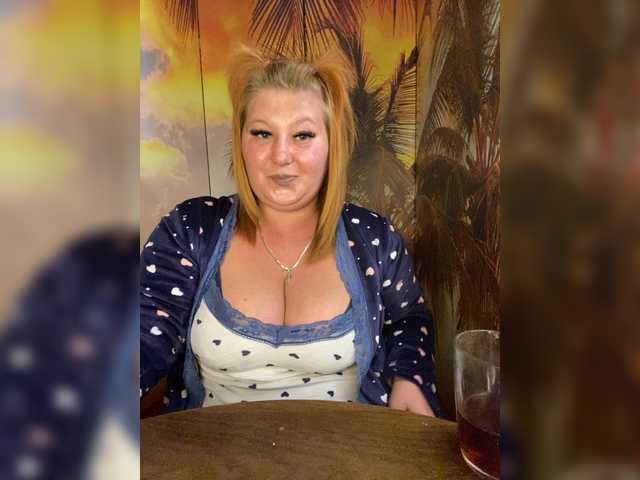 Miss-Tits2025 live cam on BongaCams
