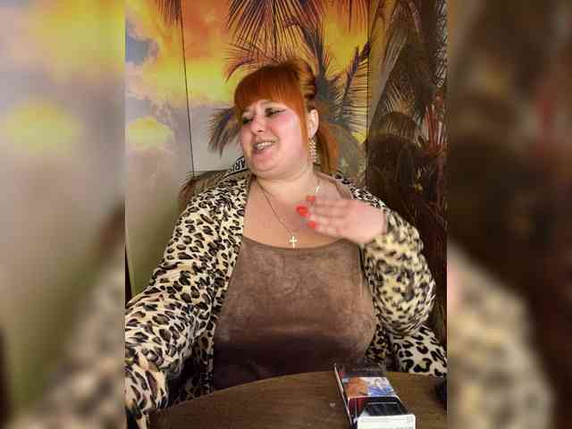 Miss-Tits2025 webcam