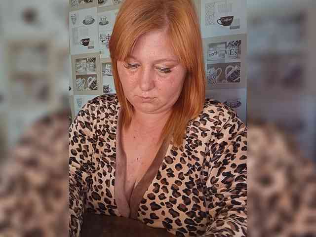 Miss-Tits2025 webcam