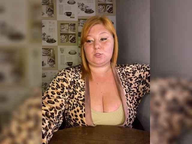 Miss-Tits2025 webcam