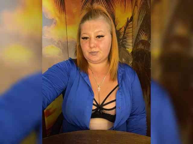Miss-Tits2025 webcam