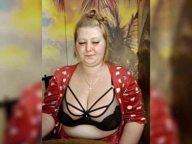 Miss-Tits2025 webcam