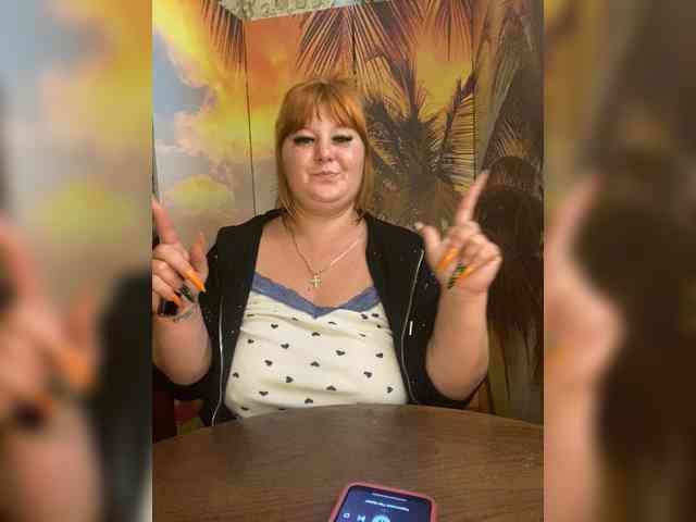 Miss-Tits2025 webcam