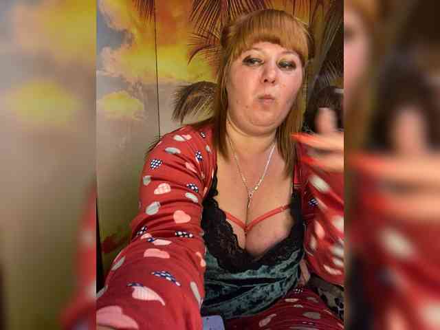 Miss-Tits2025 webcam