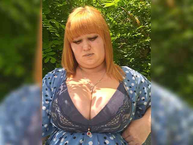 Miss-Tits2025 webcam