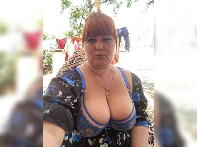 Miss-Tits2025 webcam