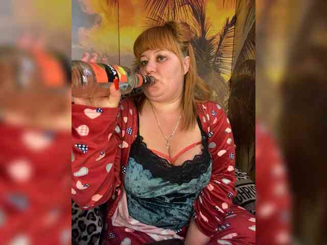 Miss-Tits2025 webcam