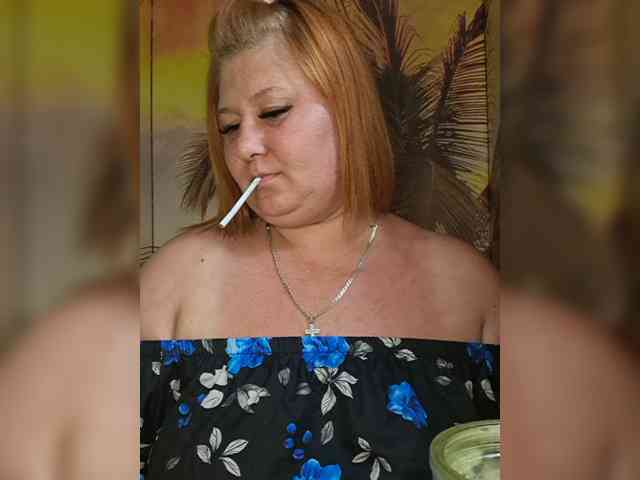 Miss-Tits2025 webcam