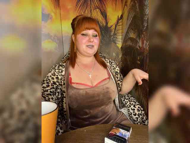 Miss-Tits2025 webcam