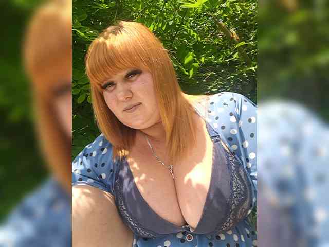 Miss-Tits2025 webcam