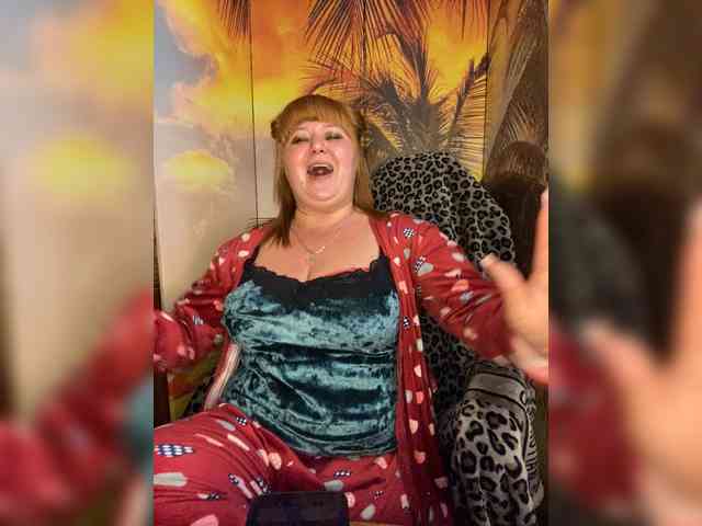 Miss-Tits2025 webcam