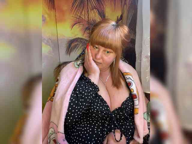 Miss-Tits2025 webcam