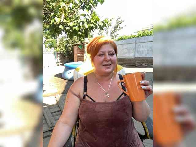 Miss-Tits2025 webcam