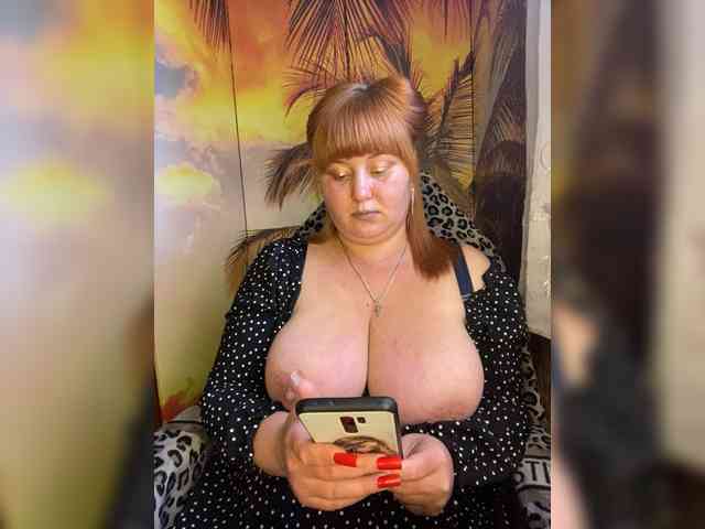 Miss-Tits2025 webcam