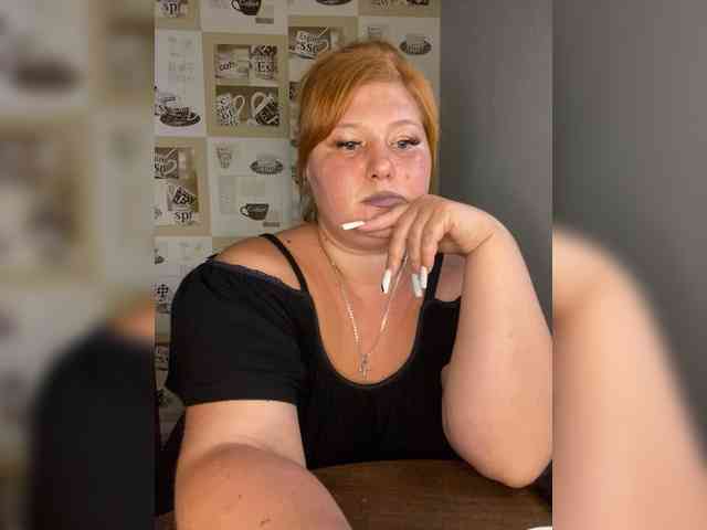 Miss-Tits2025 webcam