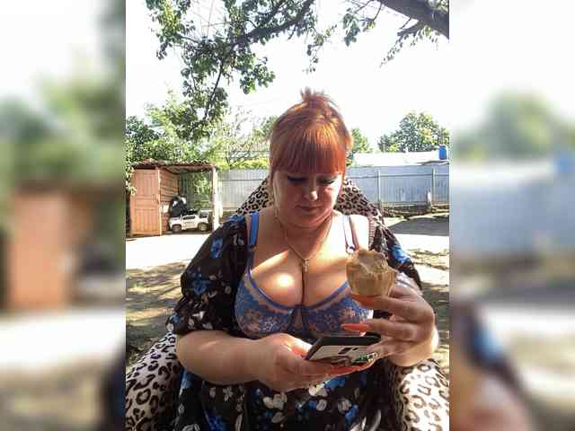 Miss-Tits2025 webcam