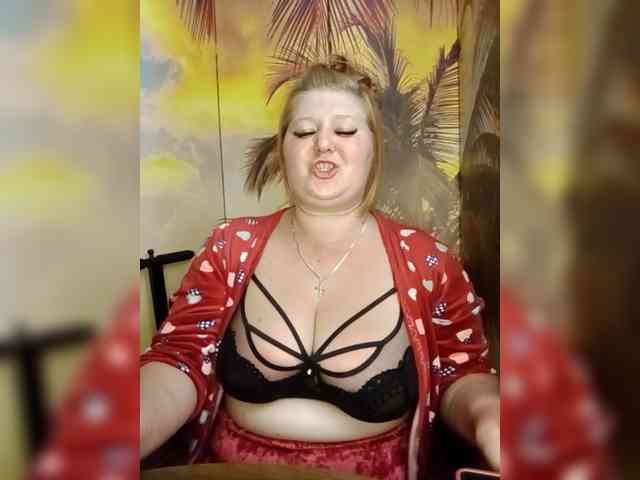 Miss-Tits2025 webcam