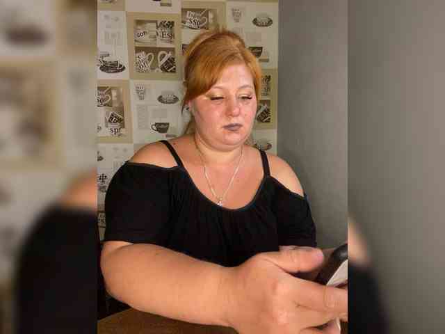 Miss-Tits2025 webcam