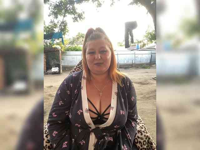 Miss-Tits2025 webcam