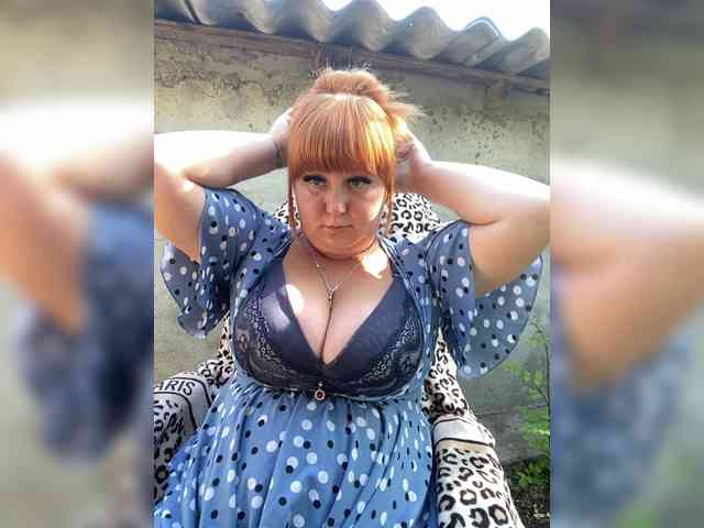 Miss-Tits2025 webcam