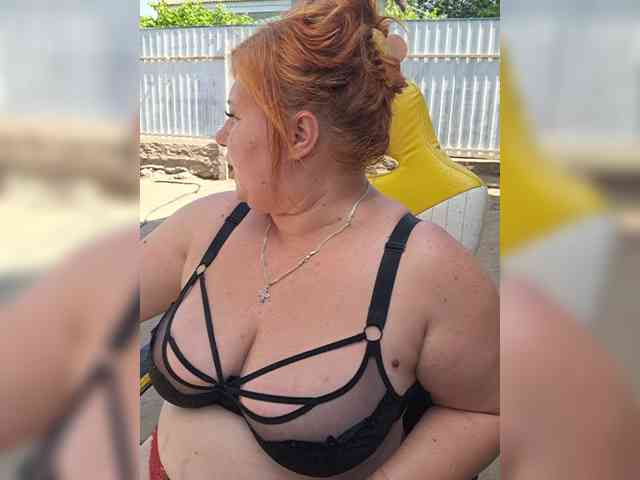 Miss-Tits2025 webcam