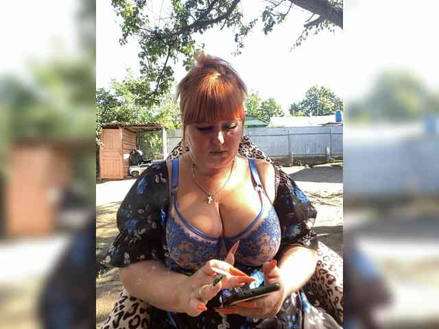 Miss-Tits2025 webcam