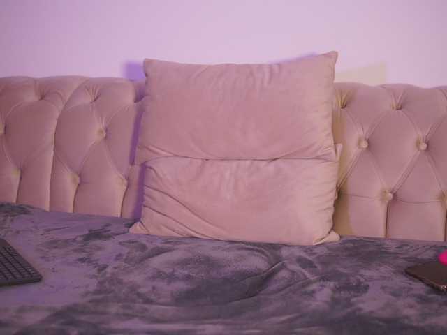 GiaInked live cam on BongaCams