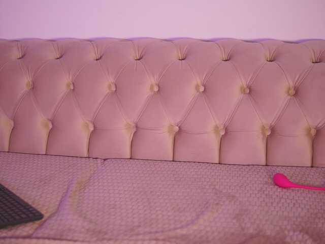 GiaInked Live Cam on BongaCams