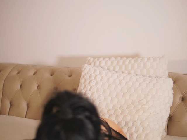 GiaInked live cam on BongaCams