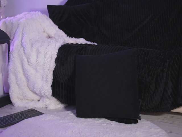 GiaInked's BongaCams show and profile