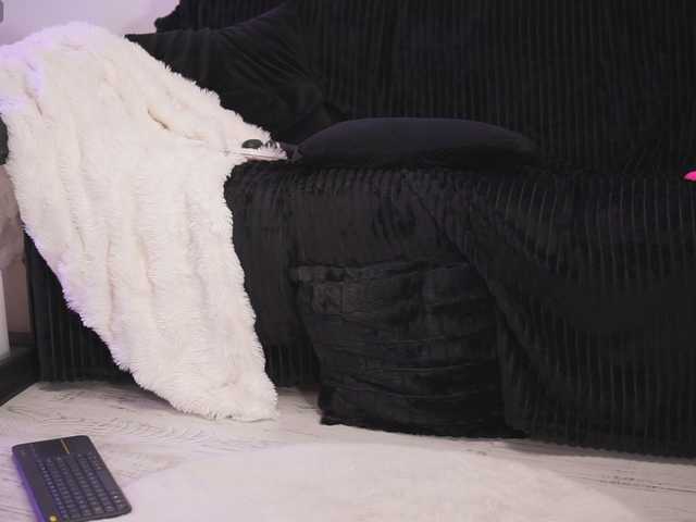 GiaInked's BongaCams show and profile