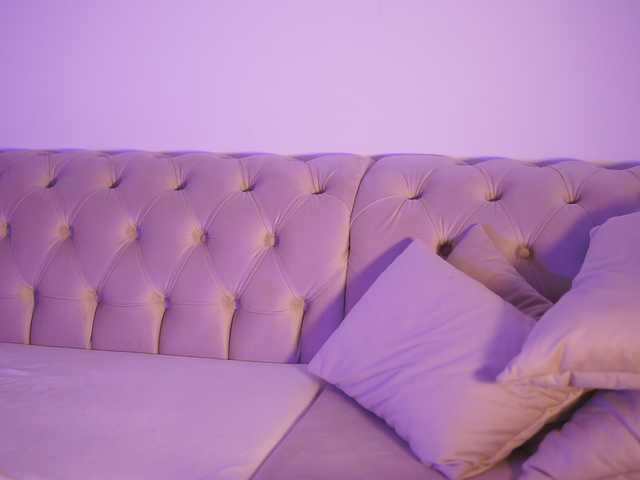 GiaInked live cam on BongaCams