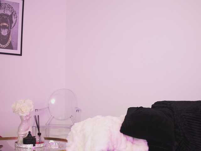 GiaInked's BongaCams show and profile