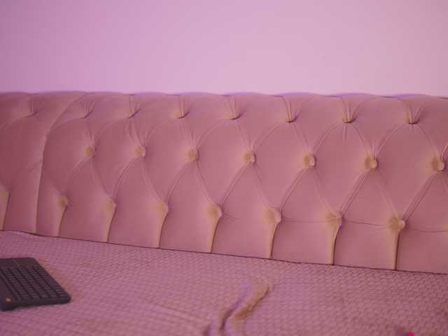 GiaInked live webcam show