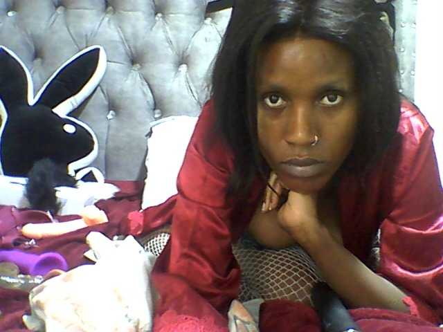 TamyzA live cam on BongaCams