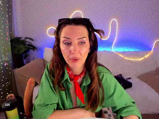 EternalLilith webcam