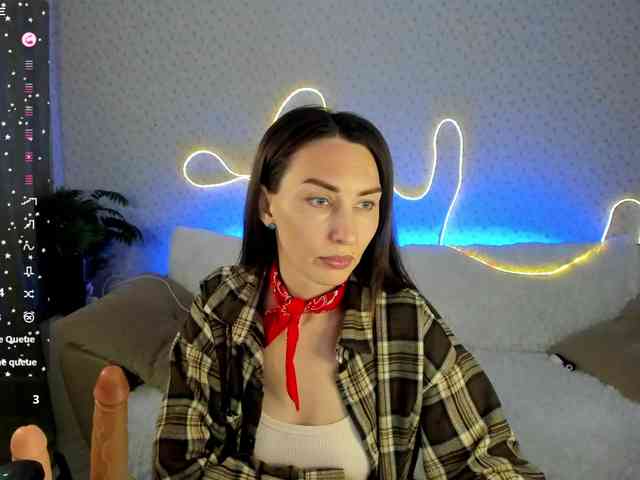 EternalLilith webcam