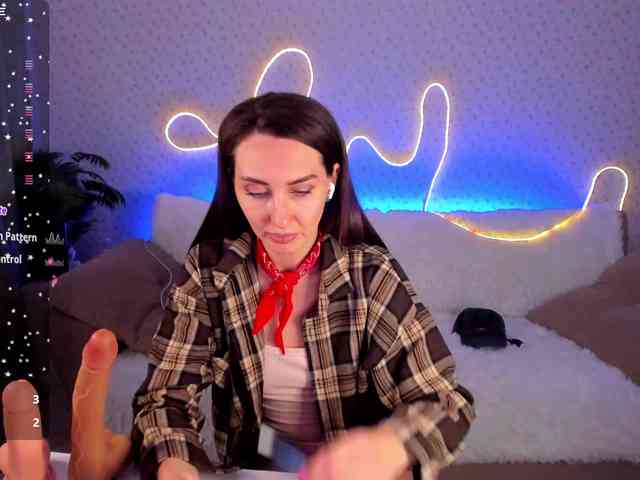 EternalLilith webcam