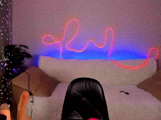 EternalLilith webcam