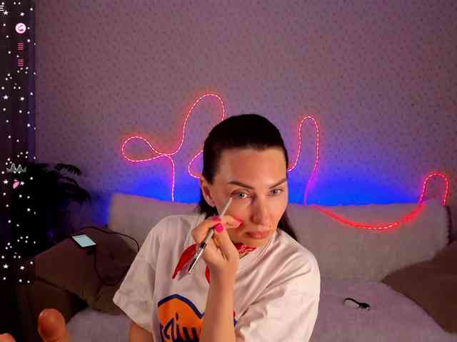 EternalLilith webcam