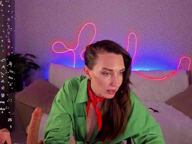 EternalLilith webcam