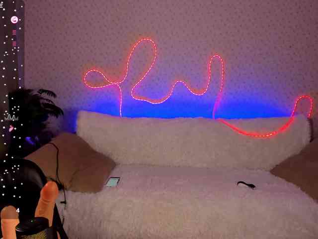 EternalLilith webcam