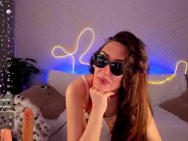 EternalLilith webcam